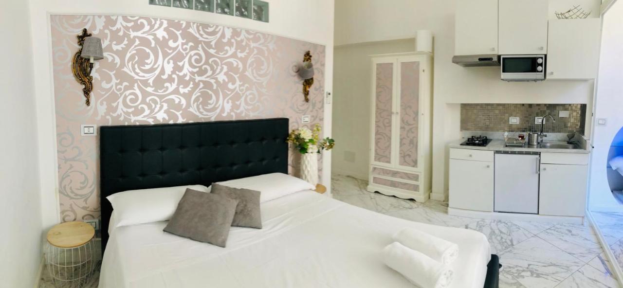 רומא Parisa Suite מראה חיצוני תמונה