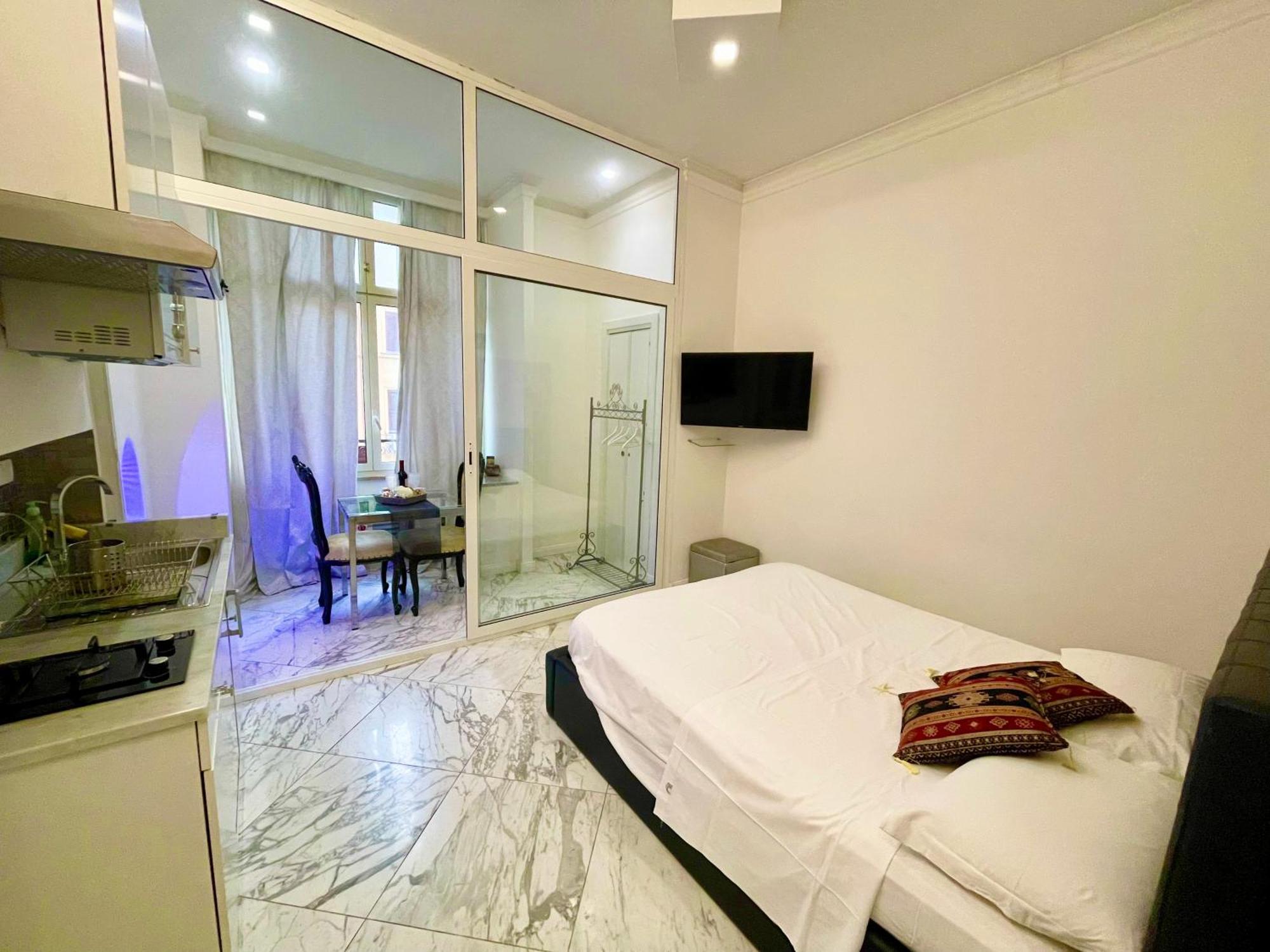רומא Parisa Suite מראה חיצוני תמונה