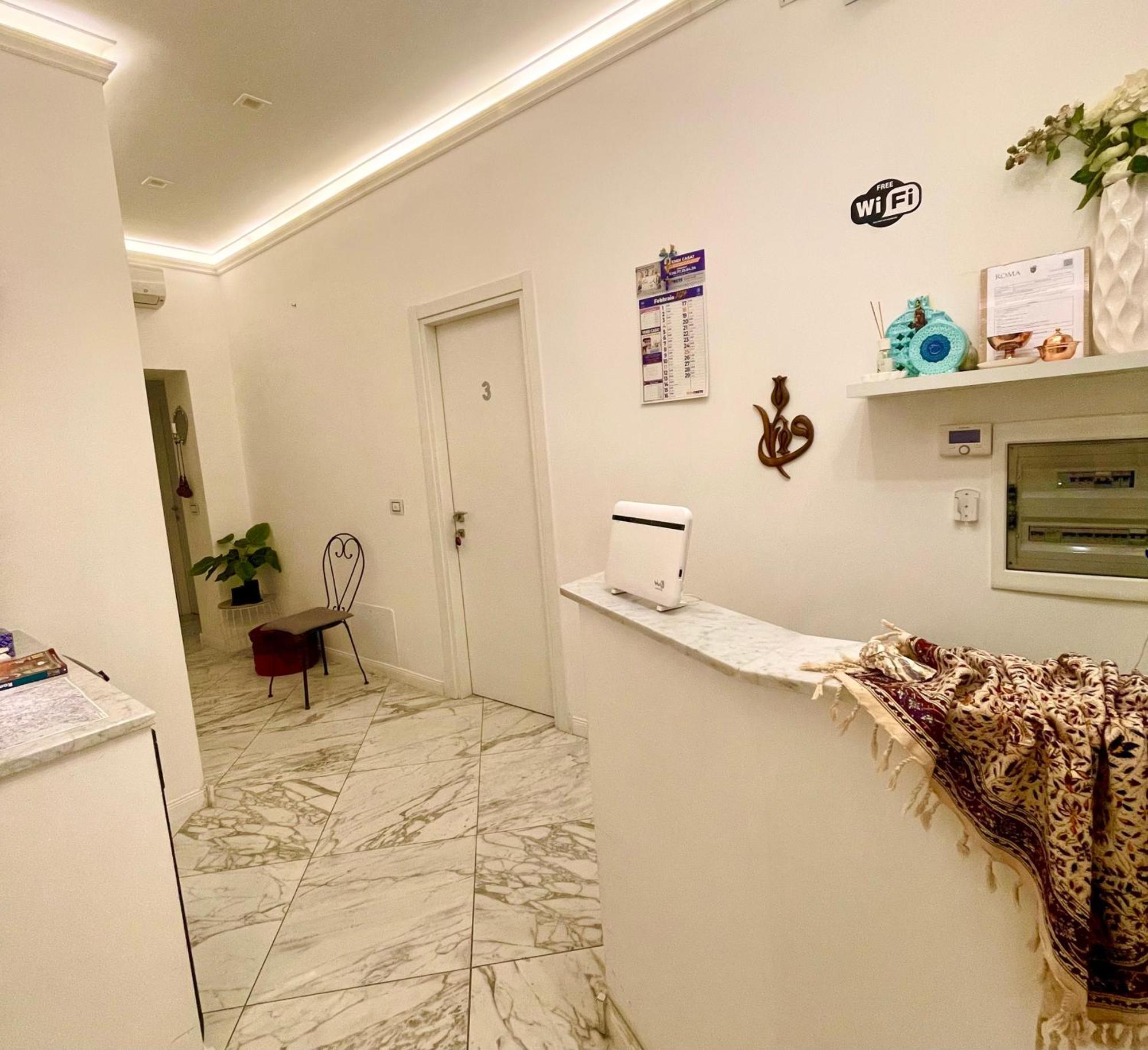 רומא Parisa Suite מראה חיצוני תמונה