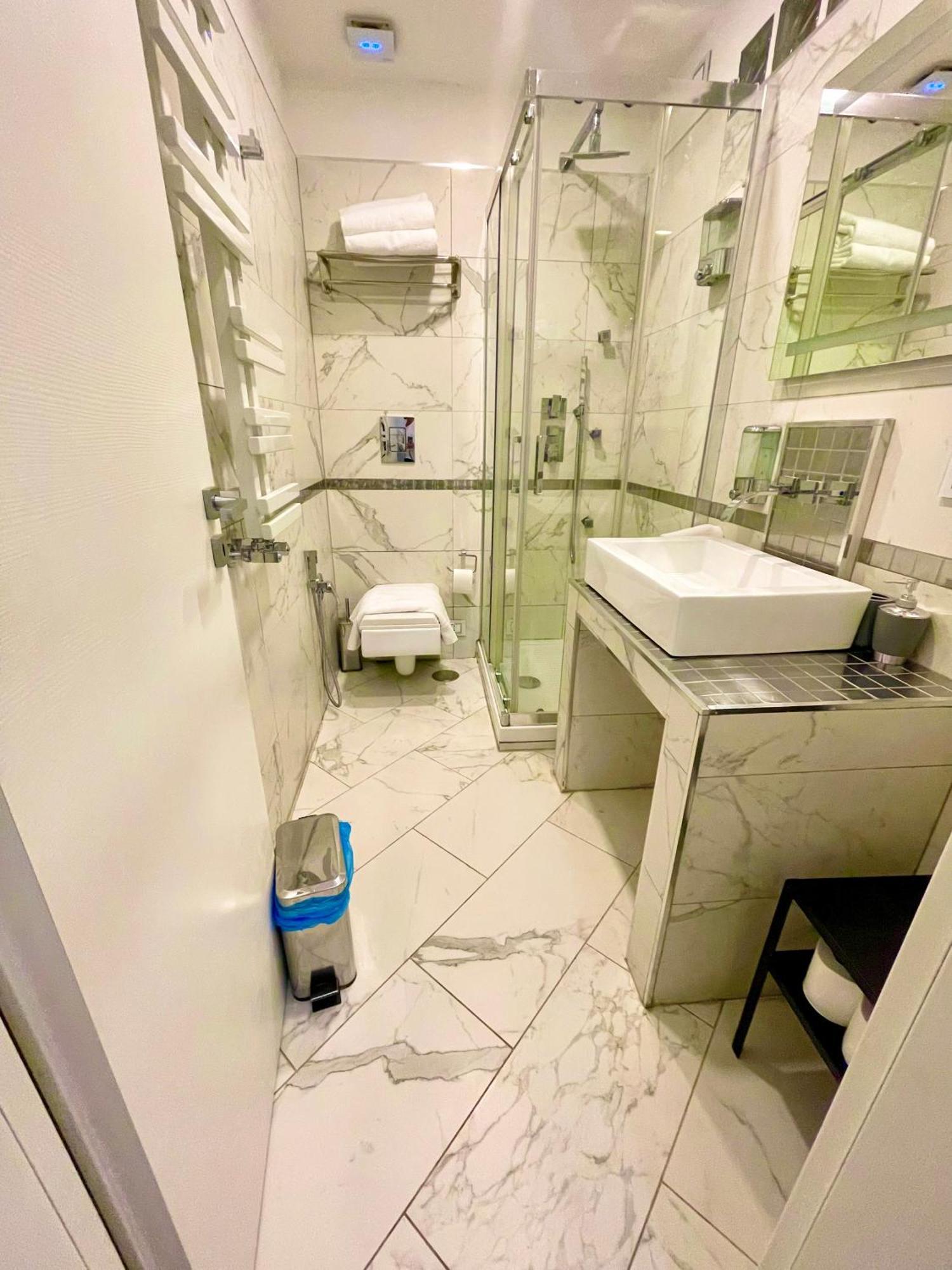 רומא Parisa Suite מראה חיצוני תמונה